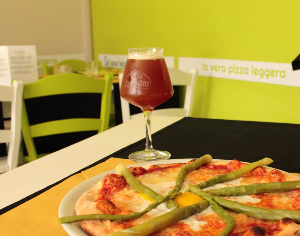 Pizza e birra perché piace tanto? Sfarinando